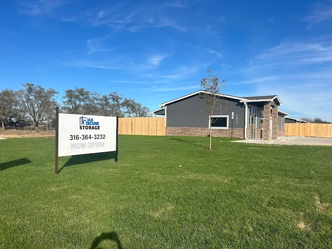 Max Secure Storage-Ridge 53rd 5314 N. Ridge Rd Wichita, KS 67205